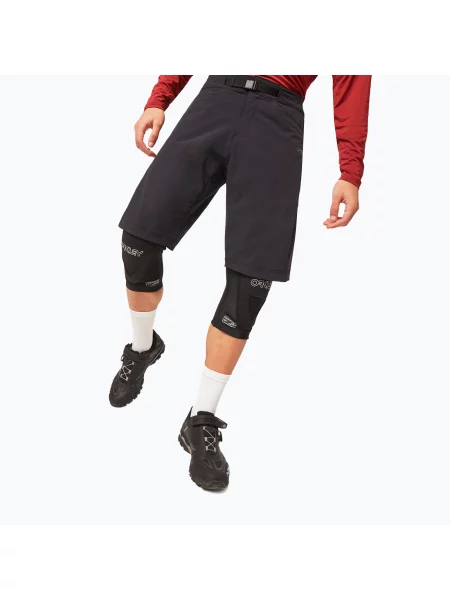 Oakley Drop In MTB мъжки къси панталони за колоездене черни