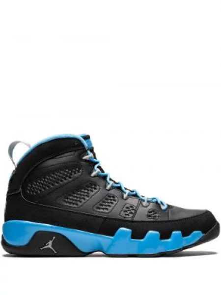 Sneakerși Jordan retro negru