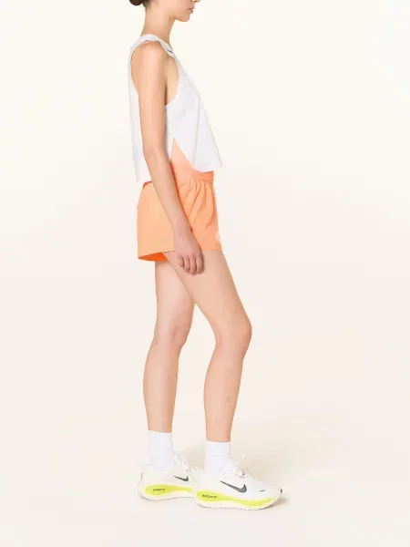 Nike Bežecké Šortky 2 V 1 Swift neonově oranžová