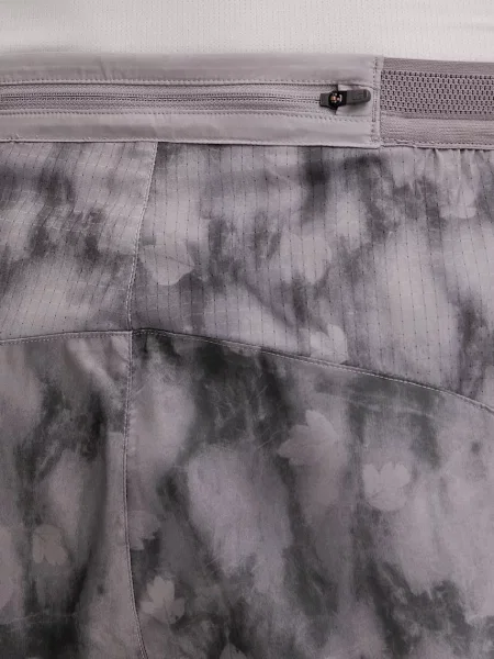 Короткие спортивные шорты The North Face