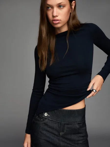 Bershka Asymetryczna Koszulka Z Długim Rękawem Kobieta M Granatowy