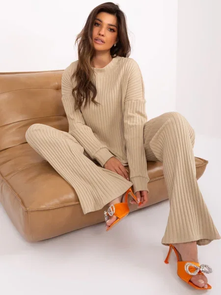 Prugasti sportski komplet Fashionhunters bež