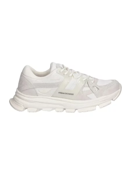Sneakersy Armani Exchange w miejskim stylu z siateczki białe