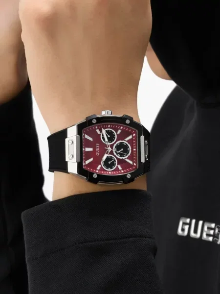 Ceas Guess roșu