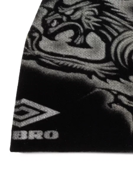 Căciulă Umbro cu imagine negru
