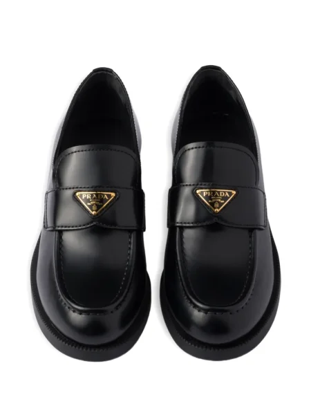 Pantofi loafer Prada din piele negru