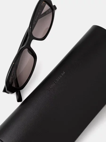 Солнцезащитные очки Saint Laurent