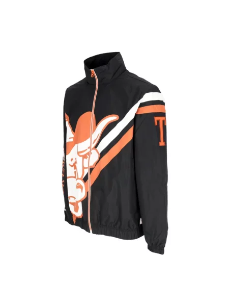 Kurtka Mitchell & Ness w miejskim stylu czarna