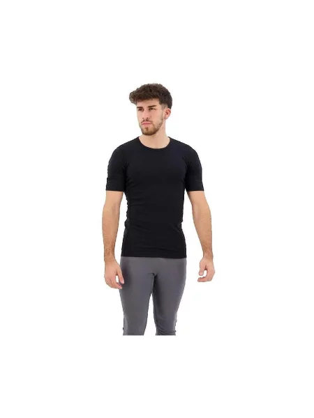 Tričko Adidas z merina čierna