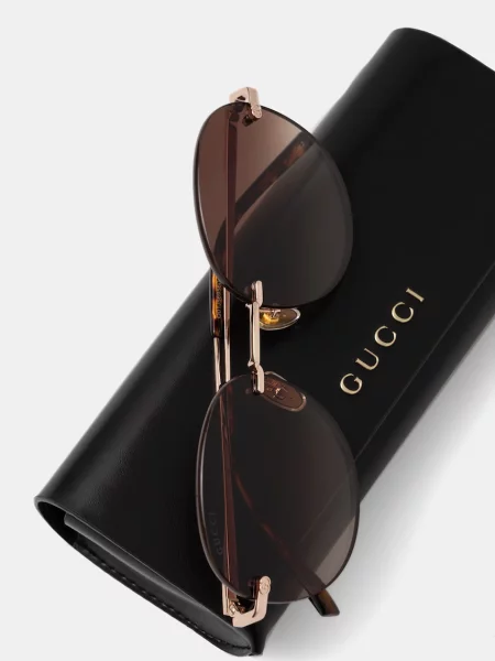 Солнцезащитные очки Gucci