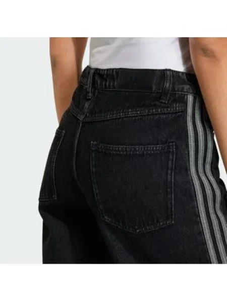 Adidas Jeans hlače Firebird črna