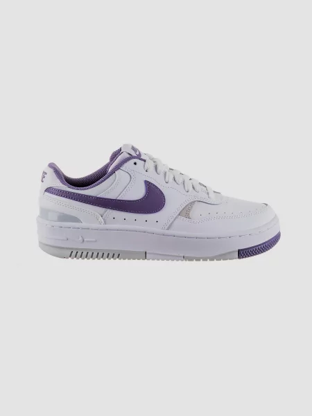 Кожаные кроссовки Nike белые