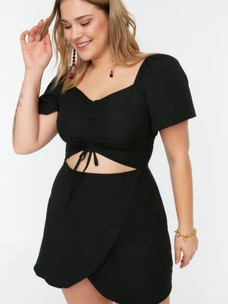 Rochie Trendyol cu volane negru
