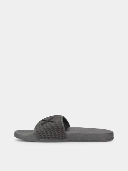Шлепанцы Armani Exchange черные