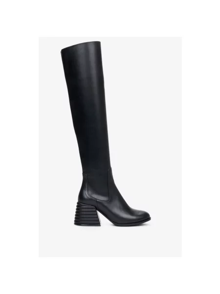 Стрейчевые ботфорты Estro черные