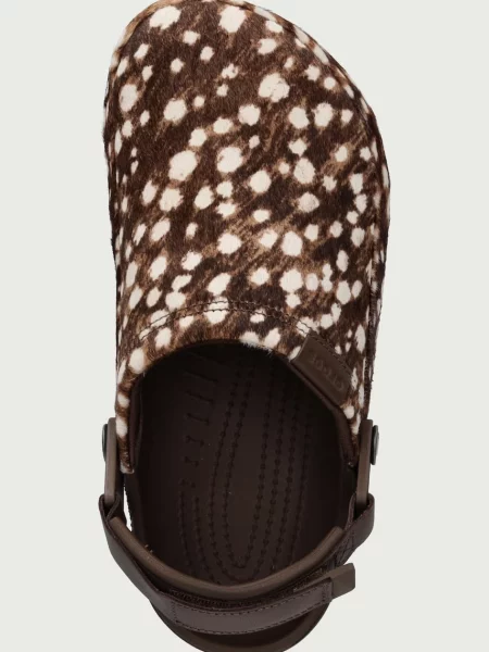 Кожаные классические шлепанцы Crocs