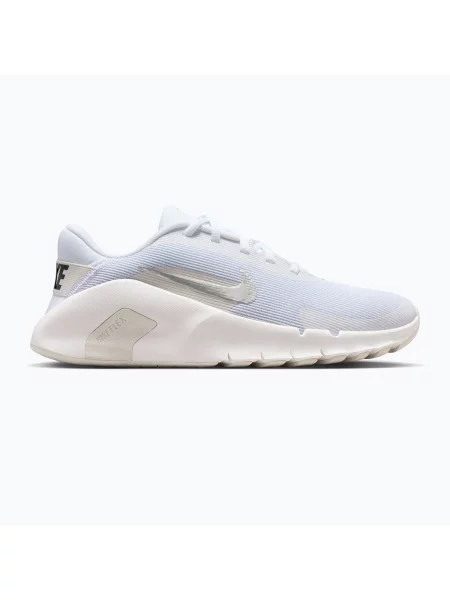 Încălțăminte de antrenament pentru femei Nike Flex Train white/sail/phantom/ metallic silver alb