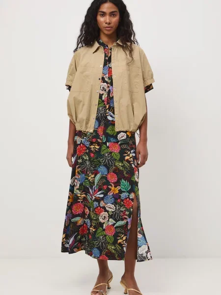 Medicine spódnica z rozcięciem z czarna