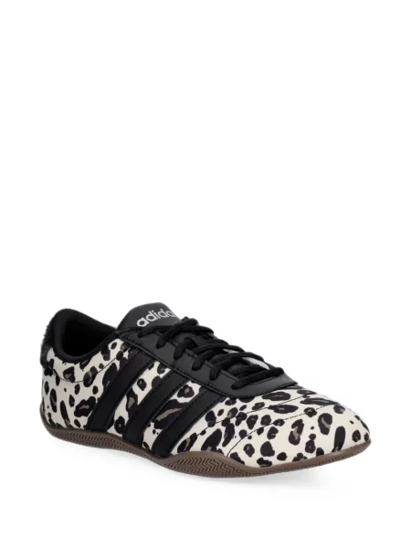 Sneakerși Adidas cu imagine cu model leopard