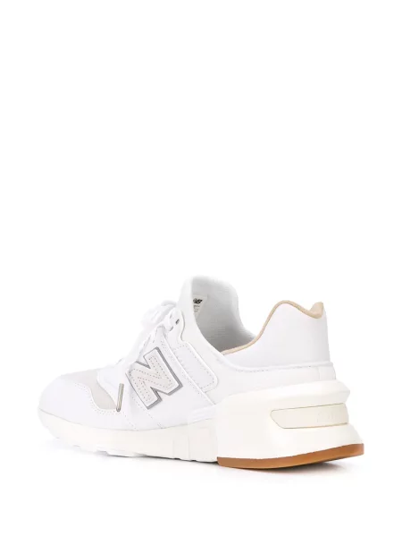 Маратонки New Balance с връзки с дантела бяло