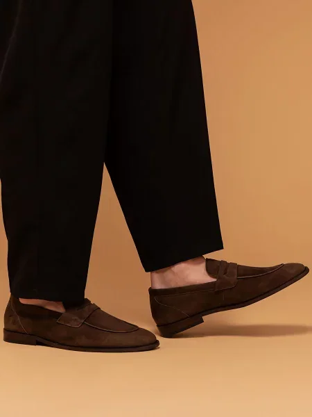 Замшевые лоферы Miguel Miratez коричневые