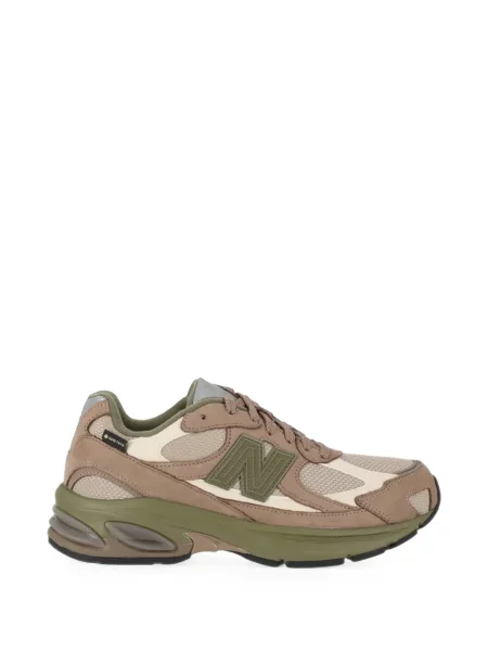 Sneakerși New Balance maro