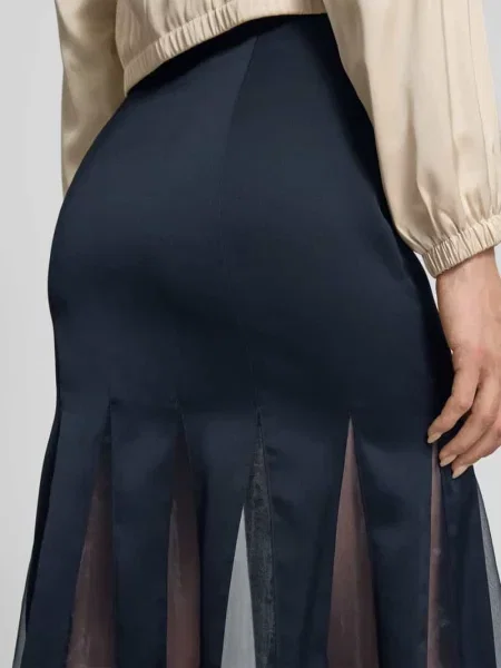Spódnica maxi z transparentnymi wstawkami model VABELLI' Boss granatowa