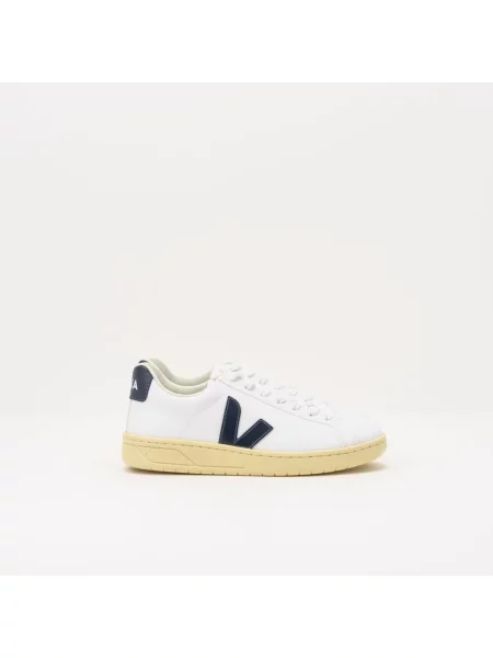 Sneakersy Veja białe