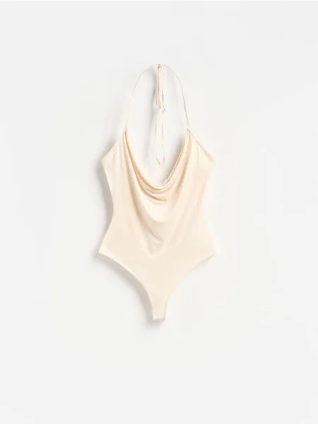 Reserved Body cu legare nude