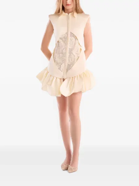 Rochie mini Gaby Charbachy din dantelă