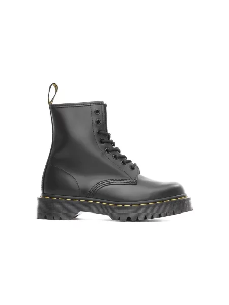 Kotníkové boty Dr. Martens černé