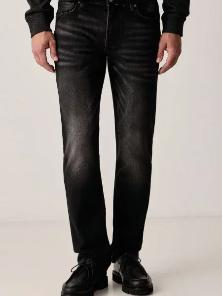 Guess jeansy slim taper FINNLEY czarne