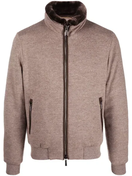 Яке Moorer кафяво