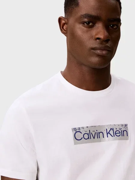 Футболка Calvin Klein біла