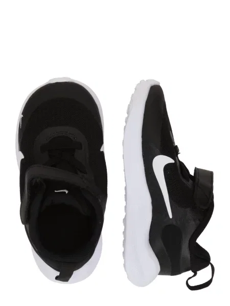 Superge Nike Revolution 7 črna