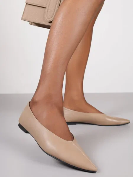 Balerini Belviie închis bej