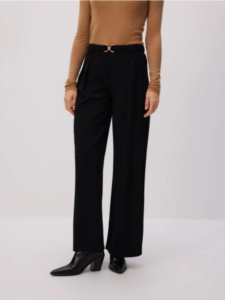 Reserved Вільні штани з пряжкою чорний