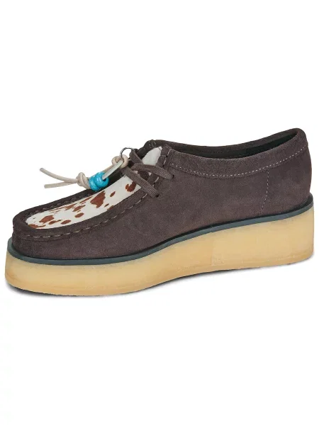 Pantofi Clarks Originals maro