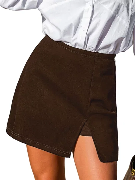 Cupshe Nohavice Shorts' hnedá