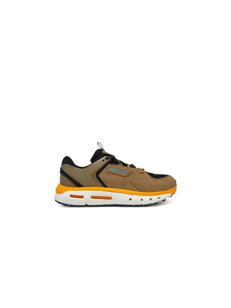 Sneakersy Under Armour hnědé