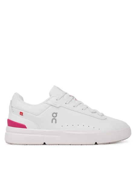 Sneakers On The Roger Advantage alb