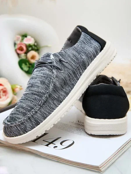 Маратонки Resti с връзки с дантела черно