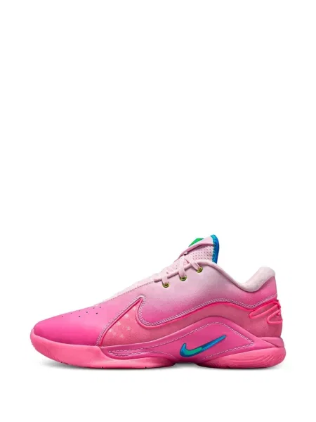 Бягане маратонки Nike LeBron розово