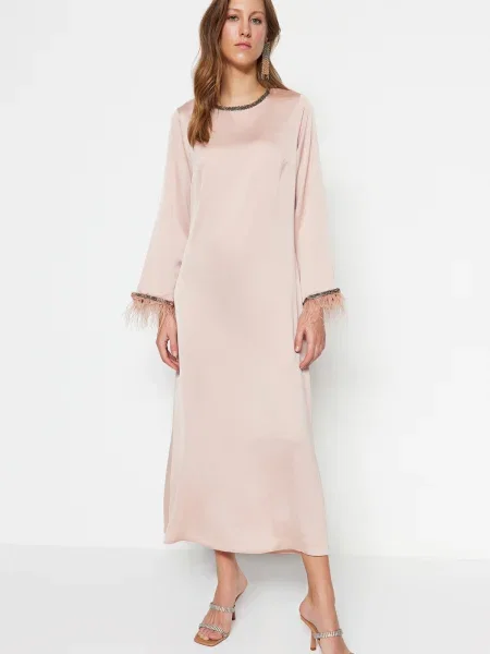 Večerna obleka Trendyol kamni bež