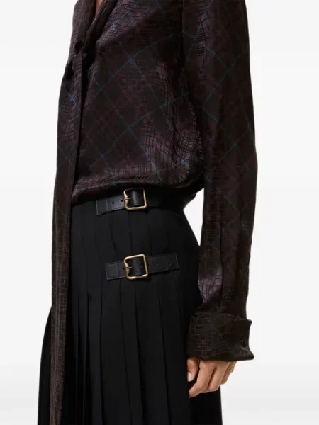 Bluză Burberry de mătase în carouri violet