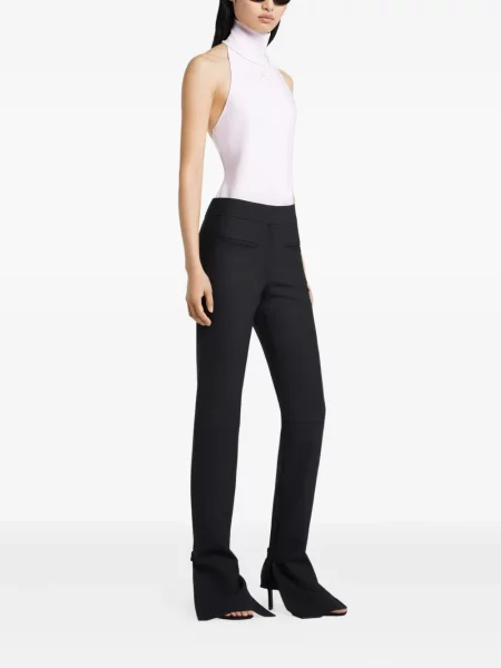 Haftowany body Courreges z dekoltem halter różowy