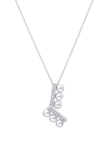 Colier Tasaki