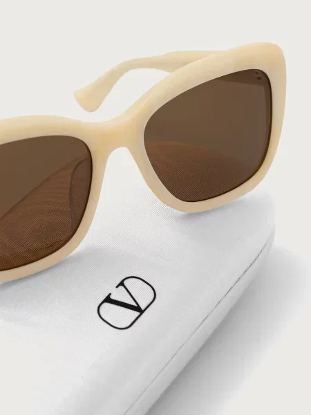 Солнцезащитные очки Valentino Eyewear