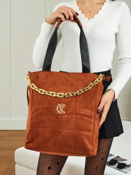 Geantă shopper Resti din piele de căprioară negru