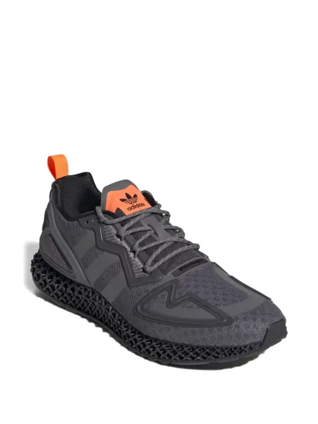 Top Adidas alergare cu decolteu în V alb